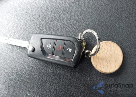 2020 Toyota Rav4 Le z USA, uszkodzony, nr VIN 2T3H1RFVXLW069740